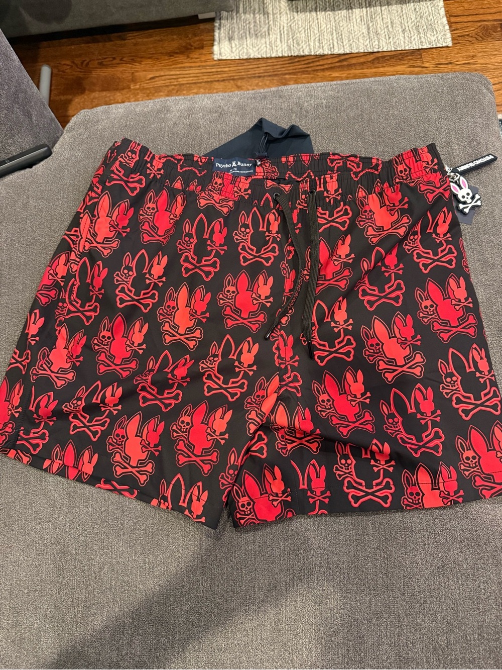 Psycho Bunny Men’s Swim Shorts Black Red Bunny Skull XL NWT